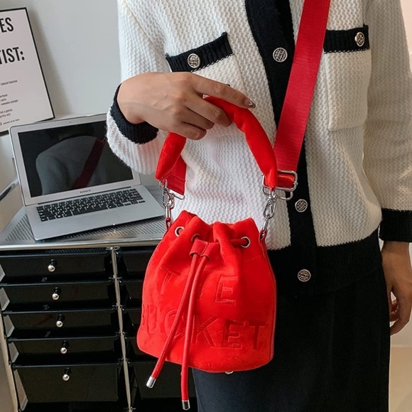 - RED SOFT MINI HOBO Bucket Bag 4 Women with Crossbody Strap & Drawstring bag - Picture 6 of 8